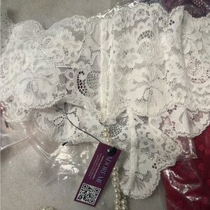 Elegant AdoreMe White Lace Lingerie boy short thong panty medium NWT Adore Me